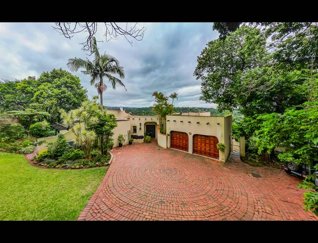 7 BEDROOM HOUSE FOR SALE IN WESTVILLE